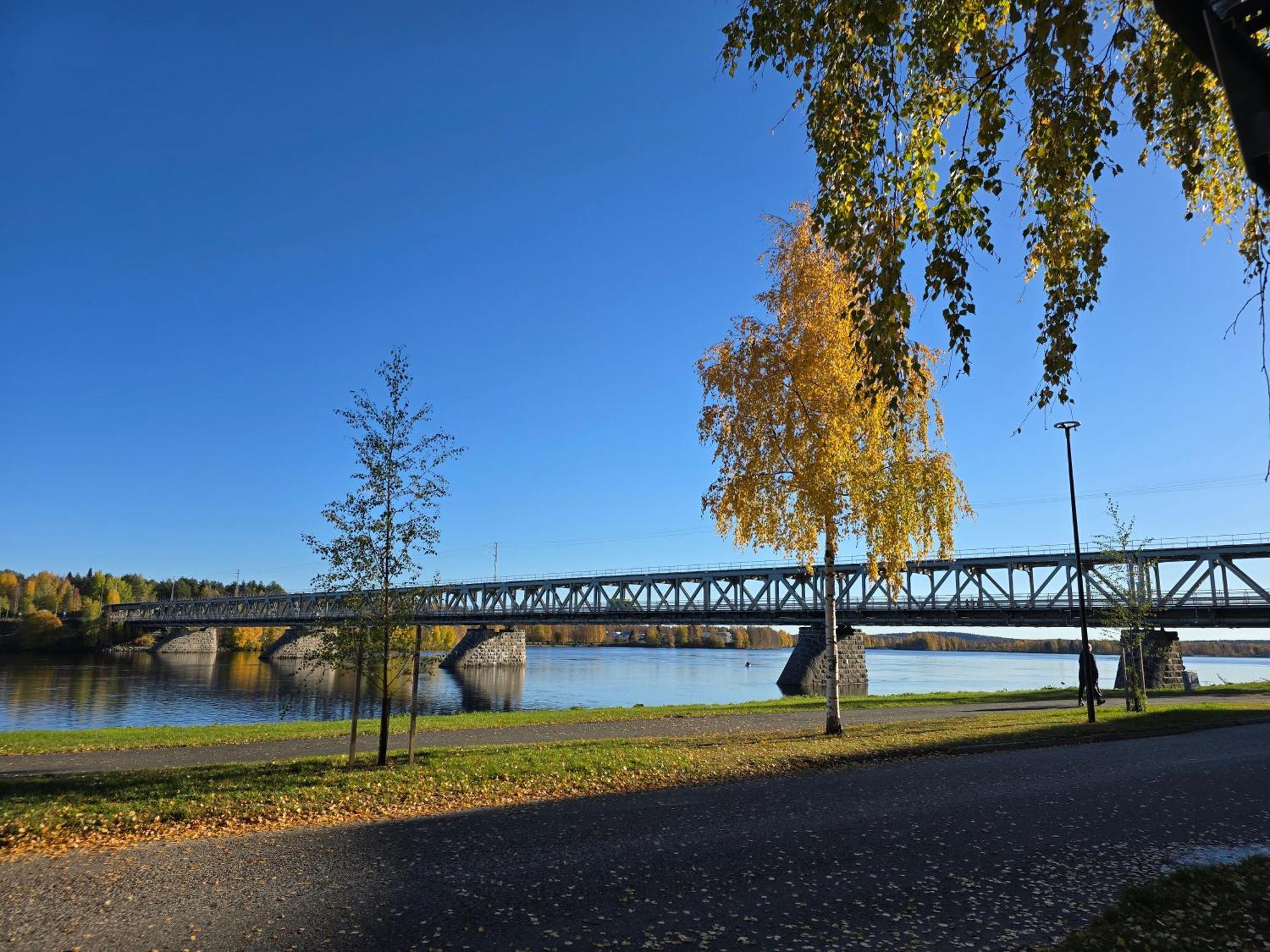 Uusi Kotoisa Kaksio Yksityissaunalla Rovaniemi Bagian luar foto