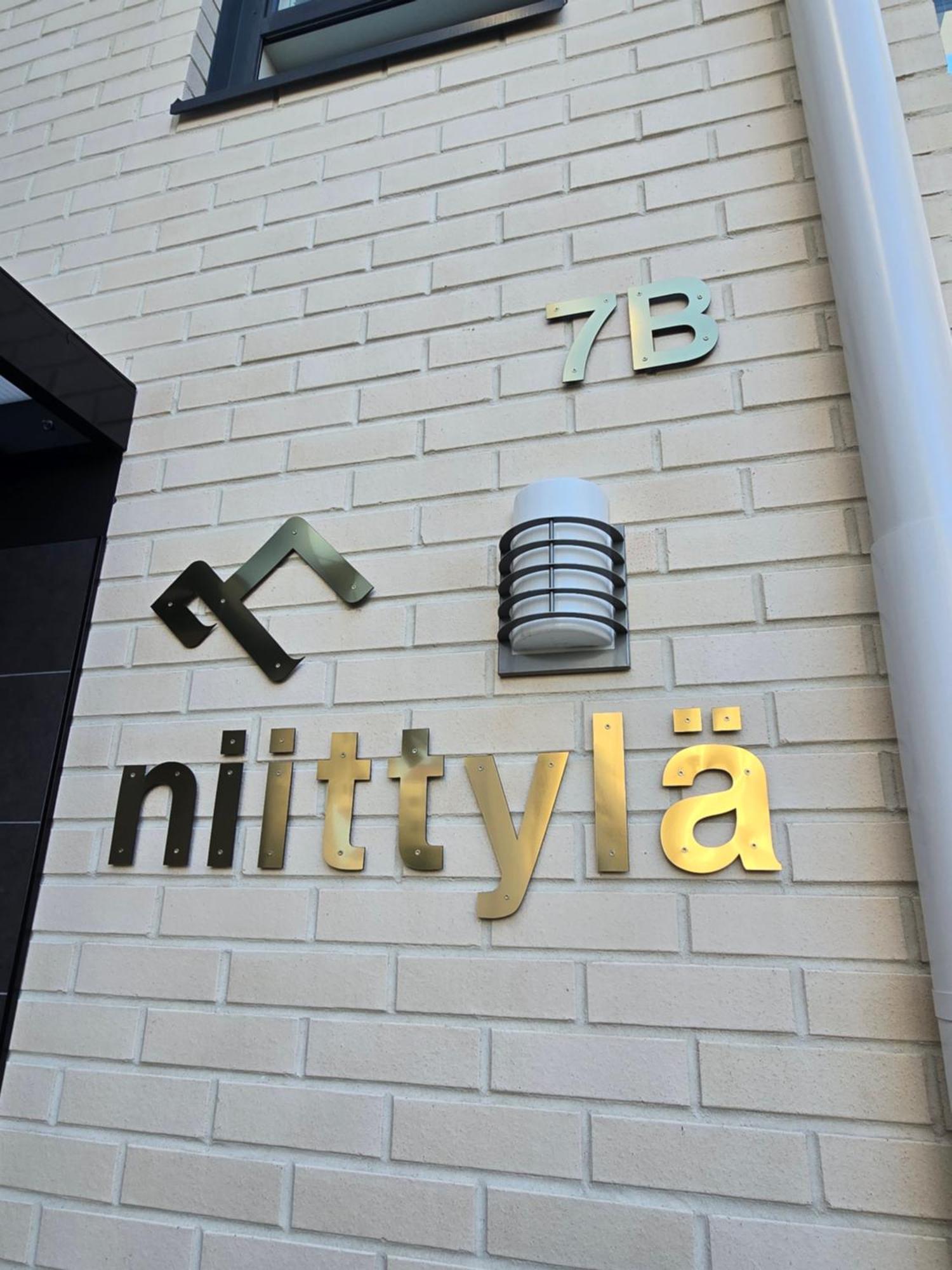 Uusi Kotoisa Kaksio Yksityissaunalla Rovaniemi Bagian luar foto