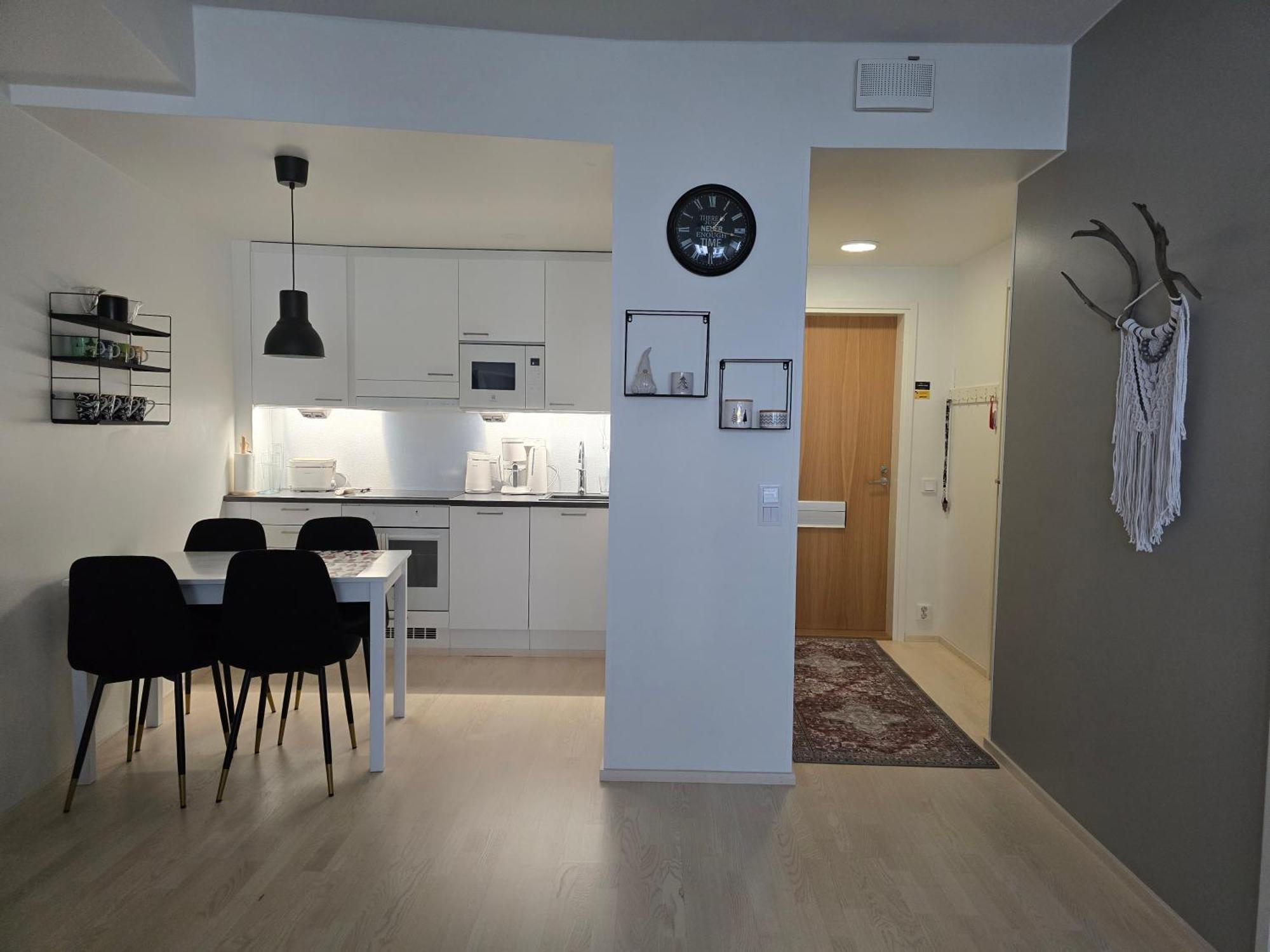 Uusi Kotoisa Kaksio Yksityissaunalla Rovaniemi Bagian luar foto